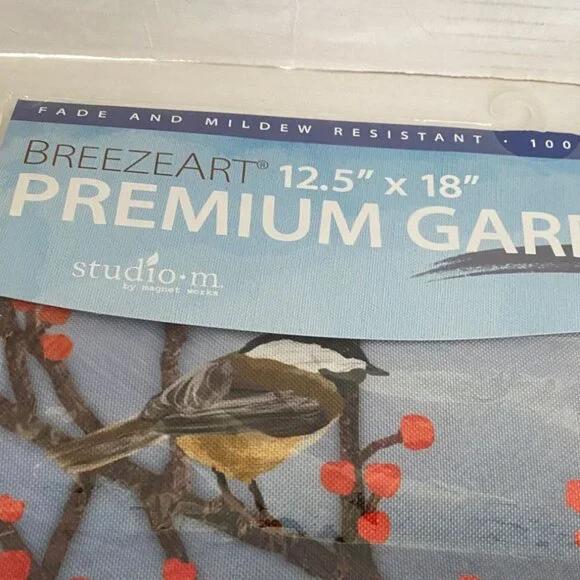 NWOT Breezeart 12.5" X 18" Premium Garden Flag Studio M Cardinal & Chickadees - Picture 3 of 6